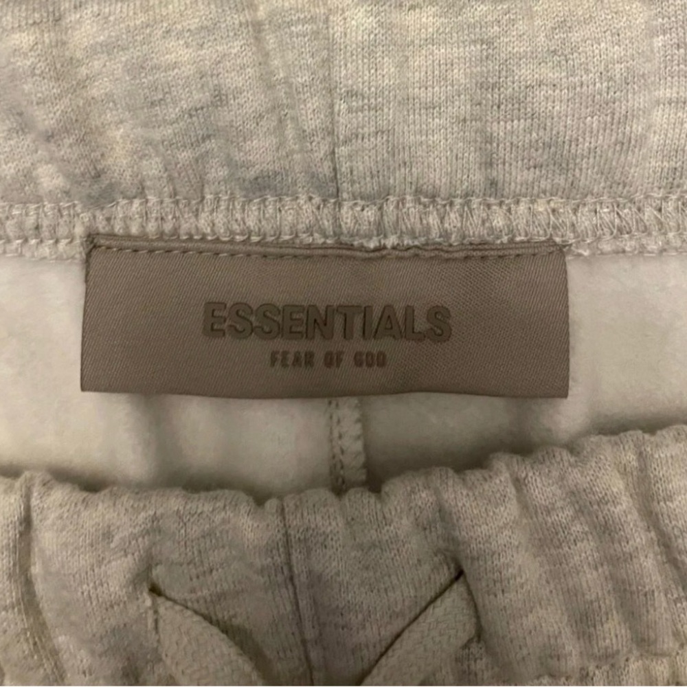 Fear Of God Essentials Light Oatmeal Hoodie/Sweatpants Set - Picture 7 of 7